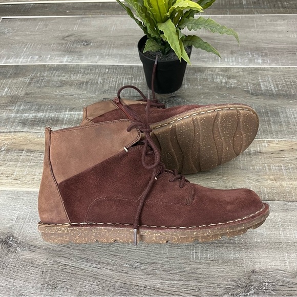 CLARKS Tamitha Key Mahogany Laced Ankle Boot Side Zipper Women’s Size 7 - Picture 14 of 16